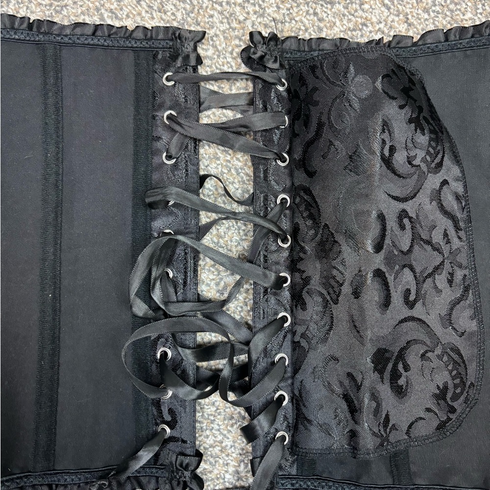 Black lace up corset‎ - Picture 6 of 6
